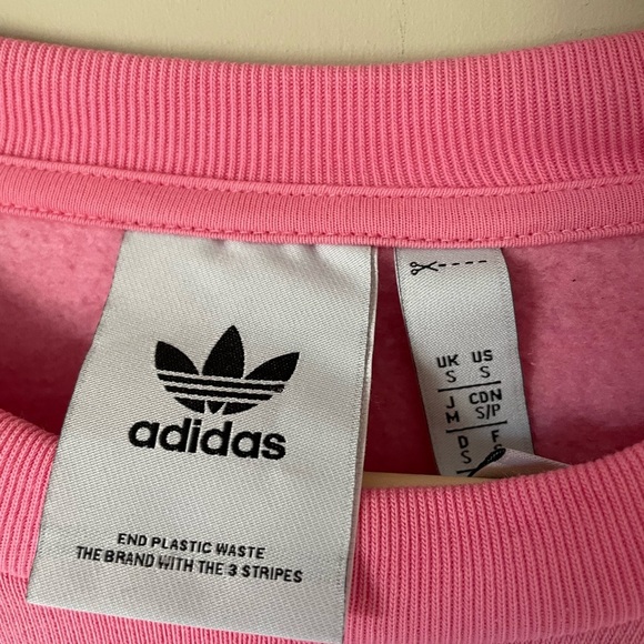 Adidas Men's Crewneck cozy fleece Sweater in Vibrant Pink size small NWOT - Picture 2 of 8